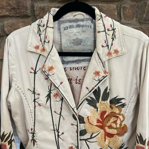 DB Sport Floral Embroidered Jacket - Picture 3 of 16